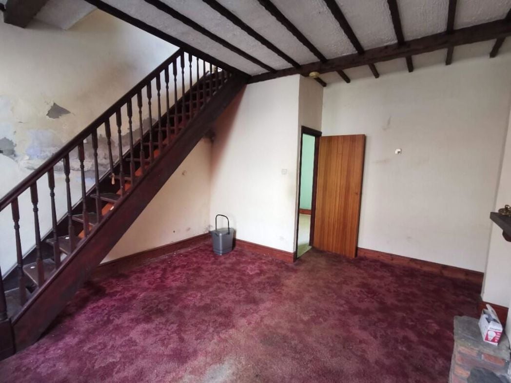 Property image 3 of 11