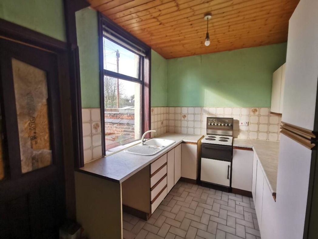 Property image 5 of 11