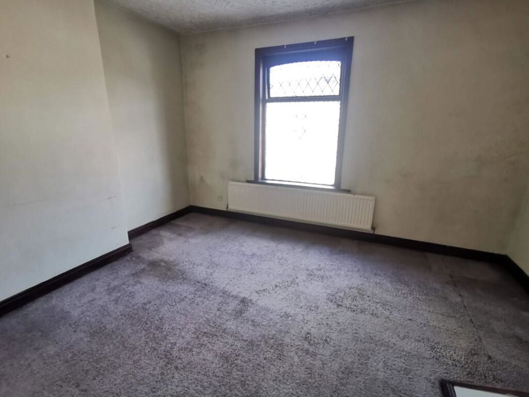 Property image 6 of 11