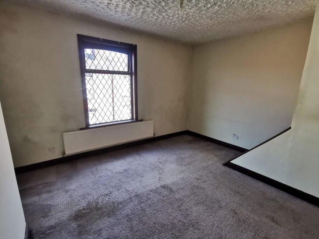 Property image 7 of 11