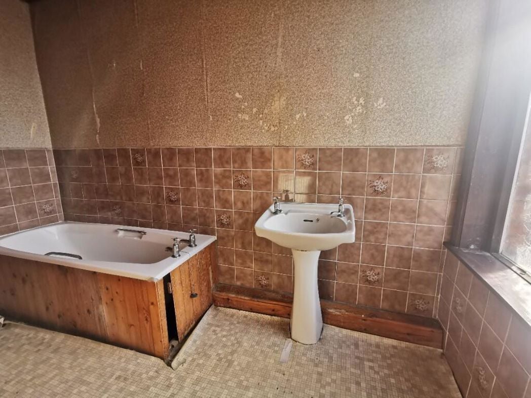 Property image 10 of 11