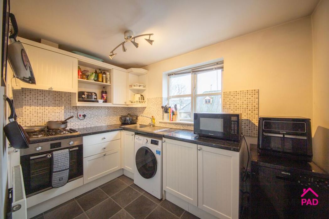 Property image 10 of 14