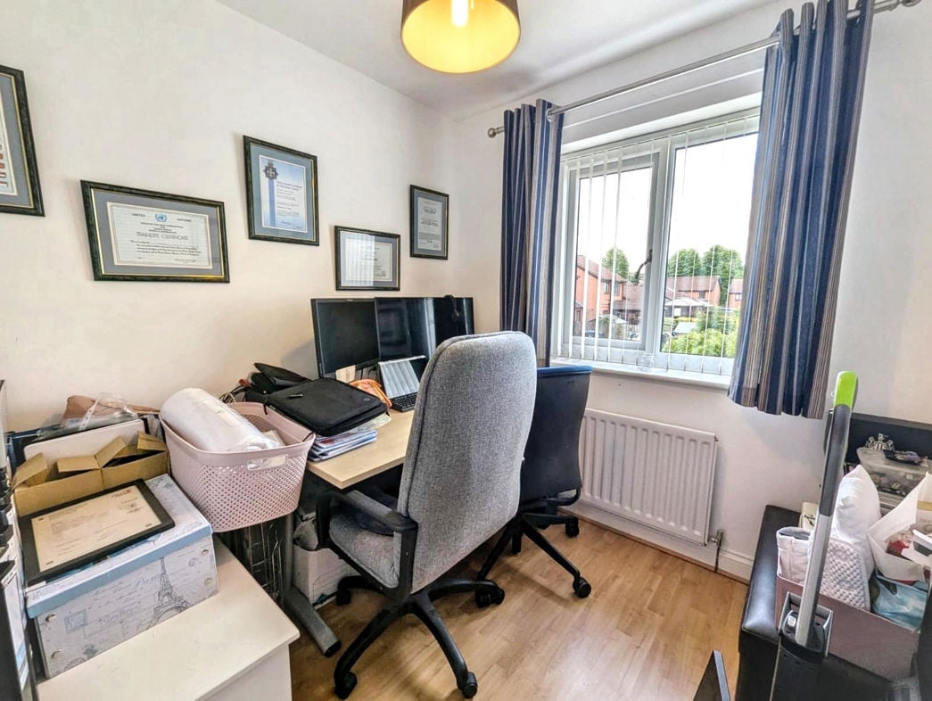 Property image 13 of 16