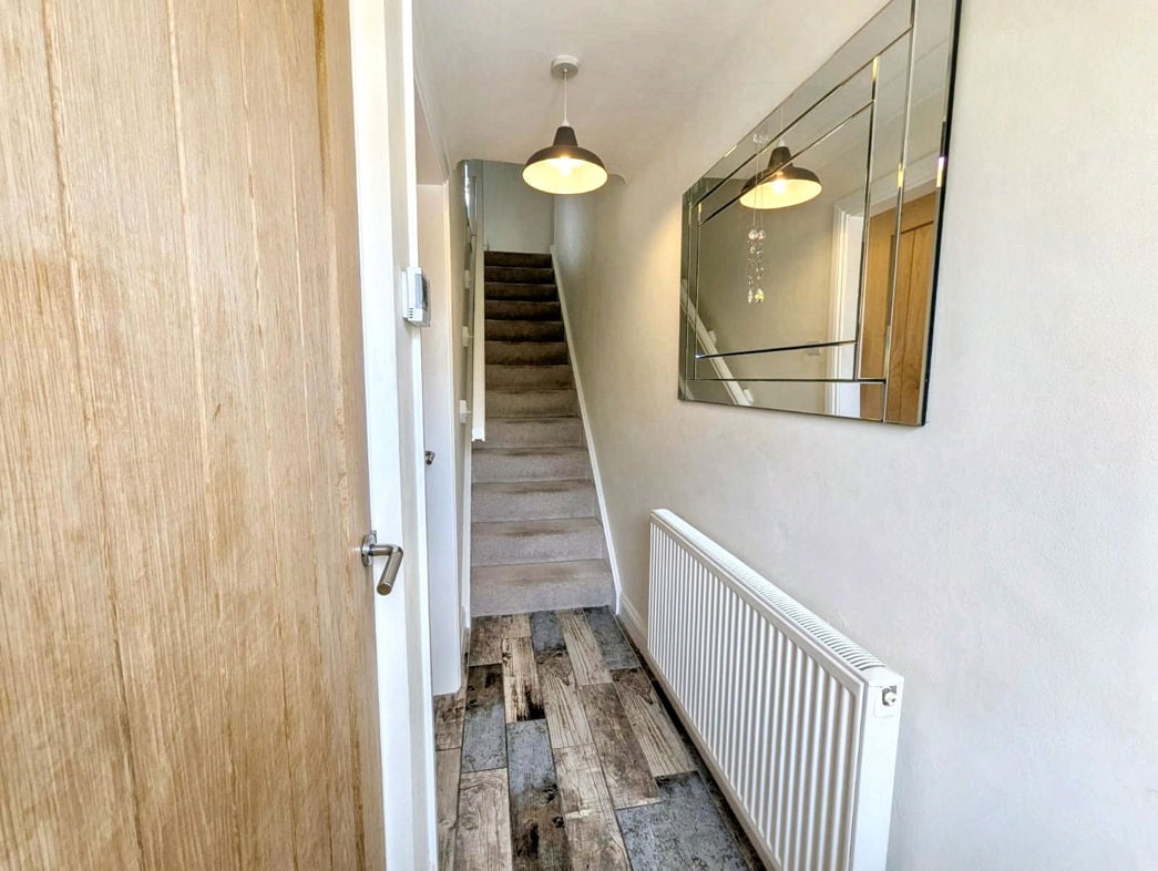 Property image 4 of 16