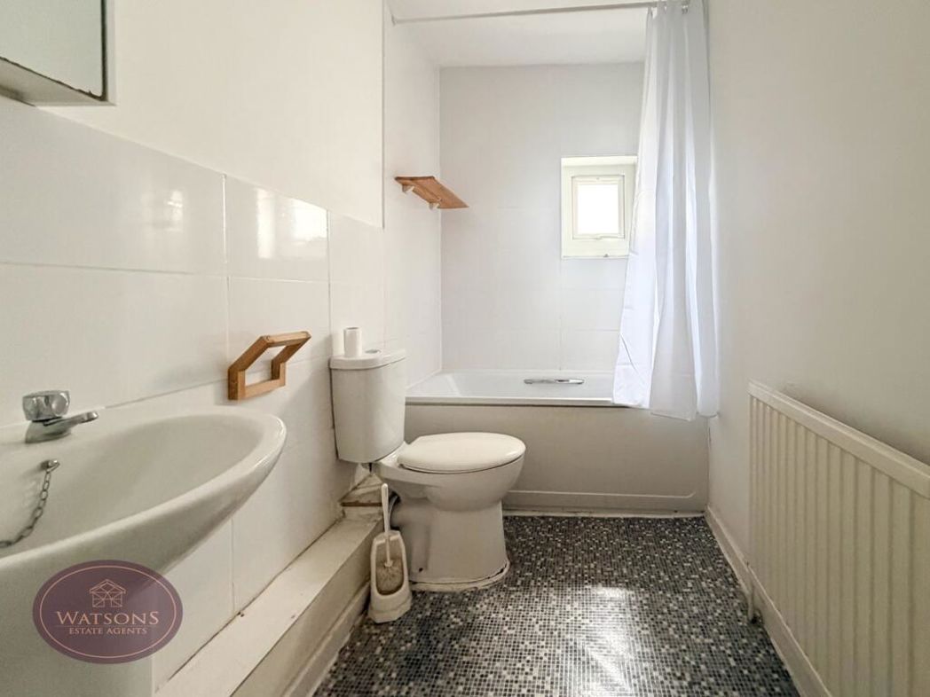 Property image 8 of 10