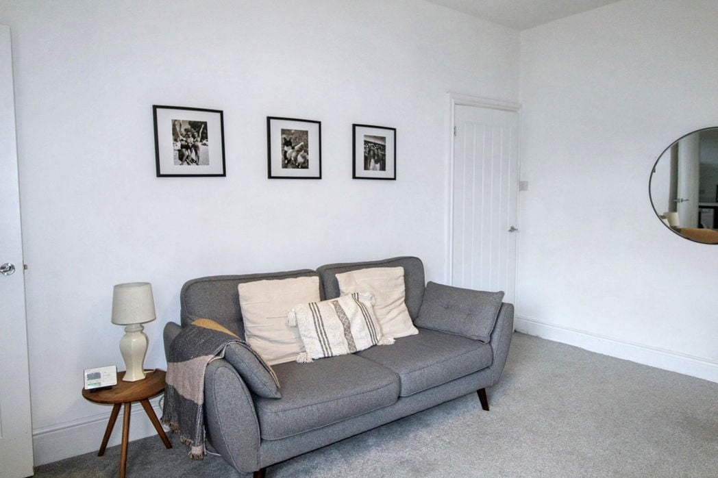 Property image 2 of 10