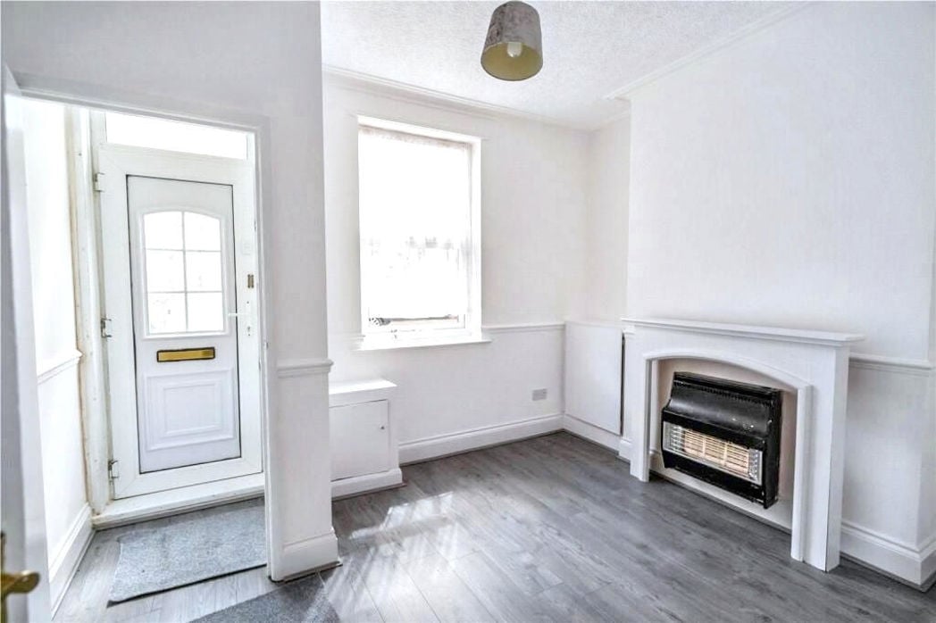 Property image 5 of 15