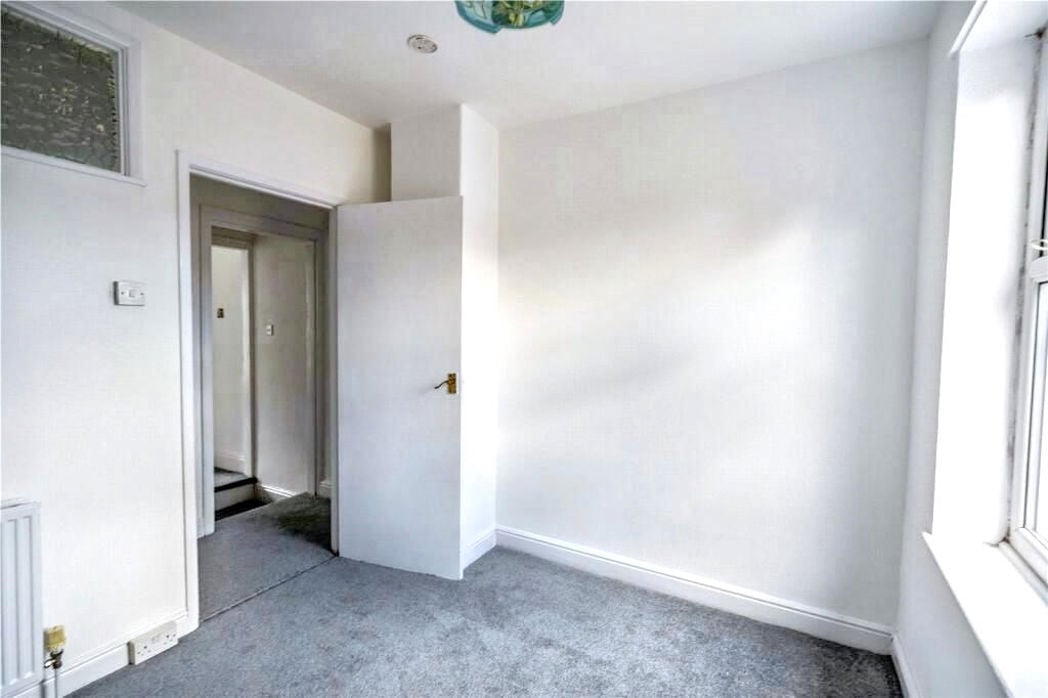 Property image 10 of 15