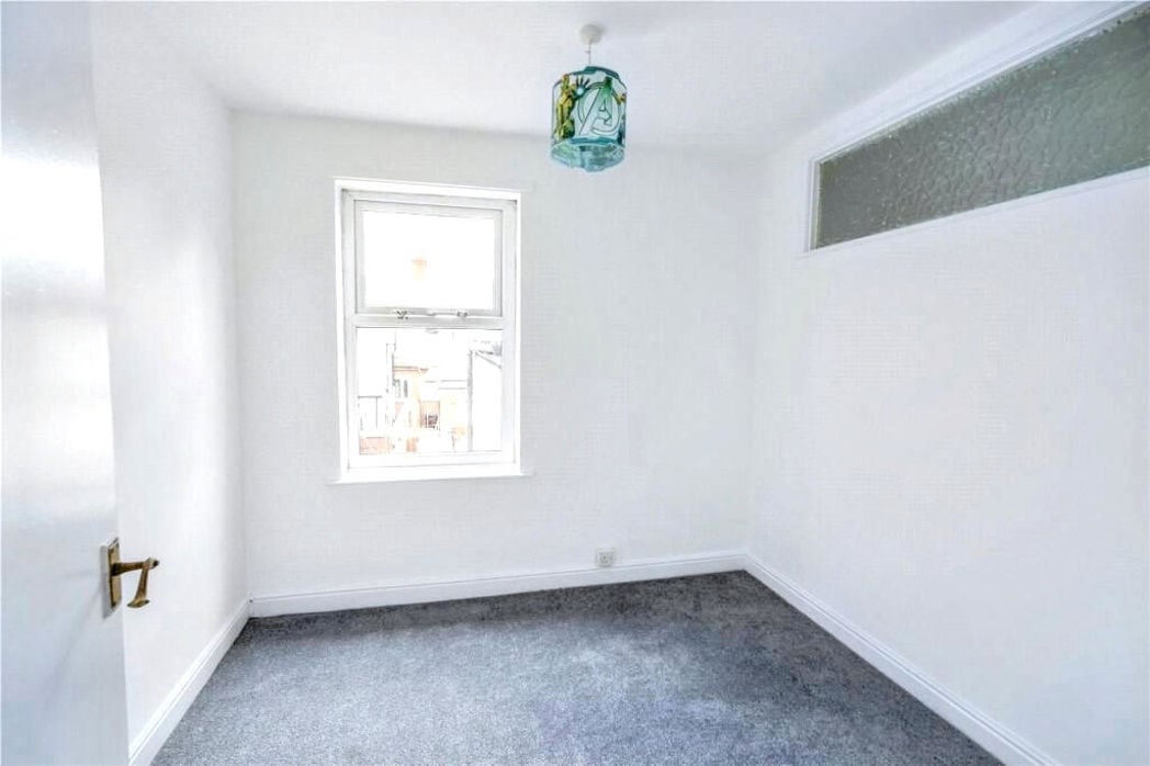 Property image 11 of 15