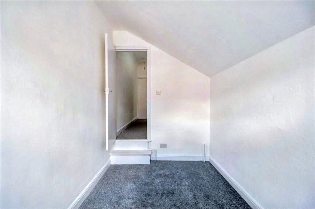 Property image 12 of 15
