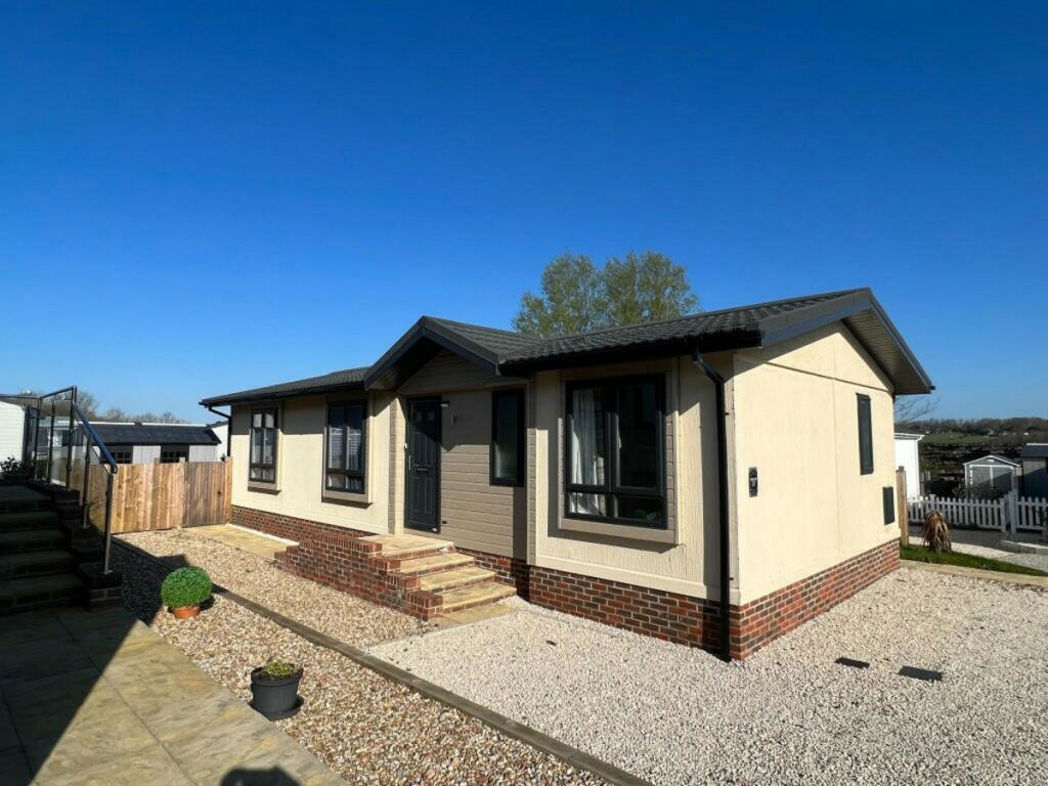 Casa-Van 17 Rother Caravan Park, Rye, East Sussex, TN31 6QT