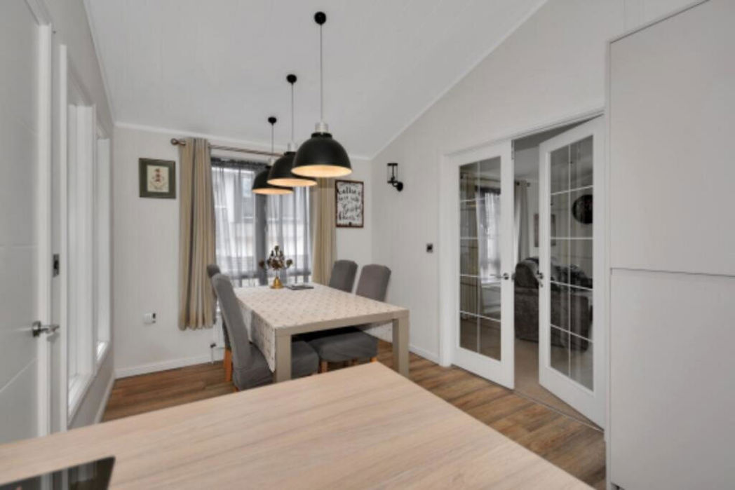 Casa-Van 17 Rother Caravan Park, Rye, East Sussex, TN31 6QT