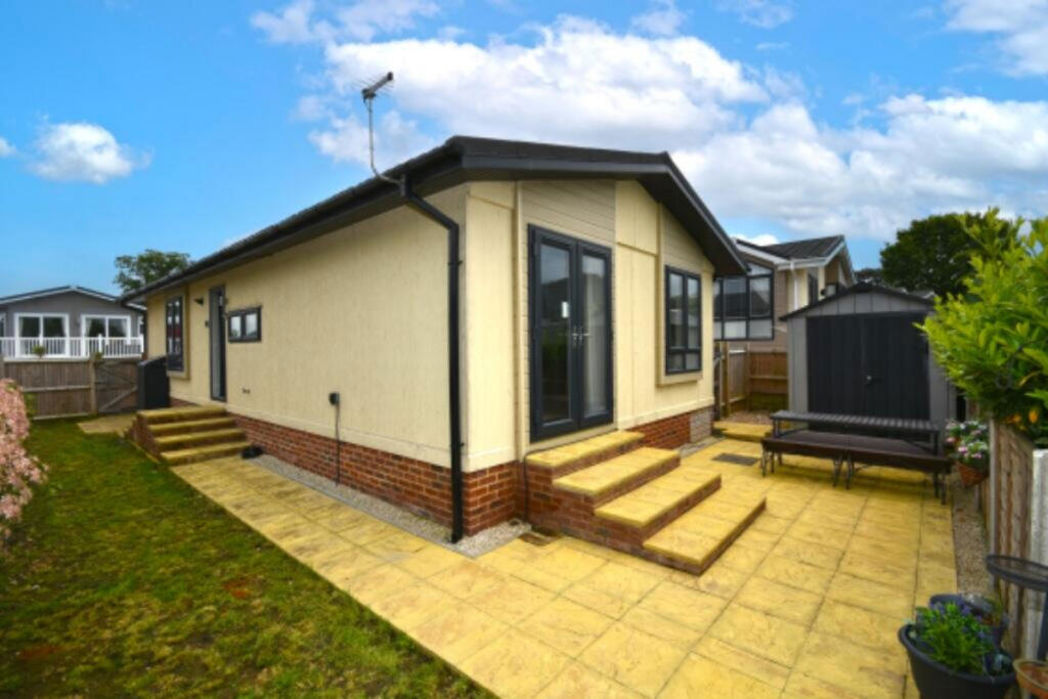 Casa-Van 17 Rother Caravan Park, Rye, East Sussex, TN31 6QT