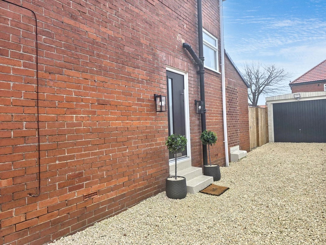 Property image 20 of 23