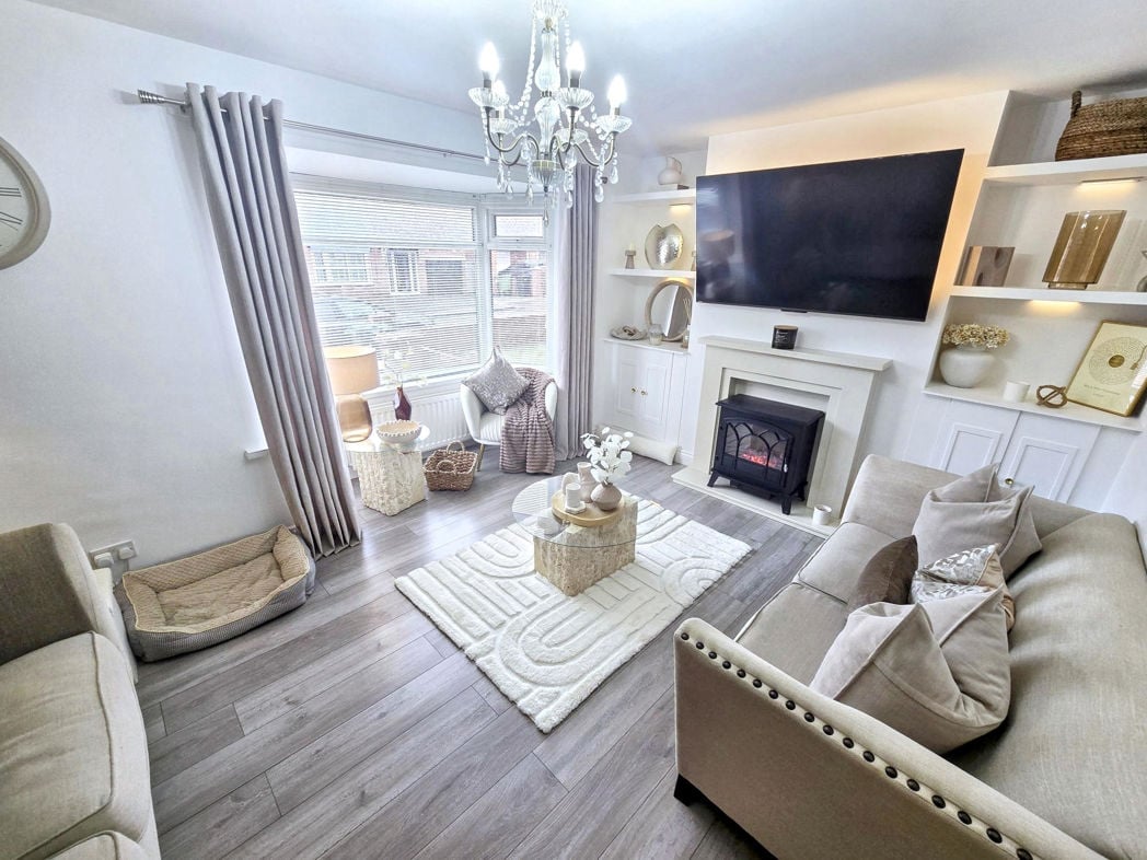 Property image 2 of 23
