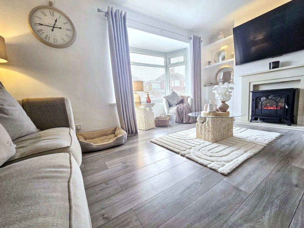 Property image 4 of 23