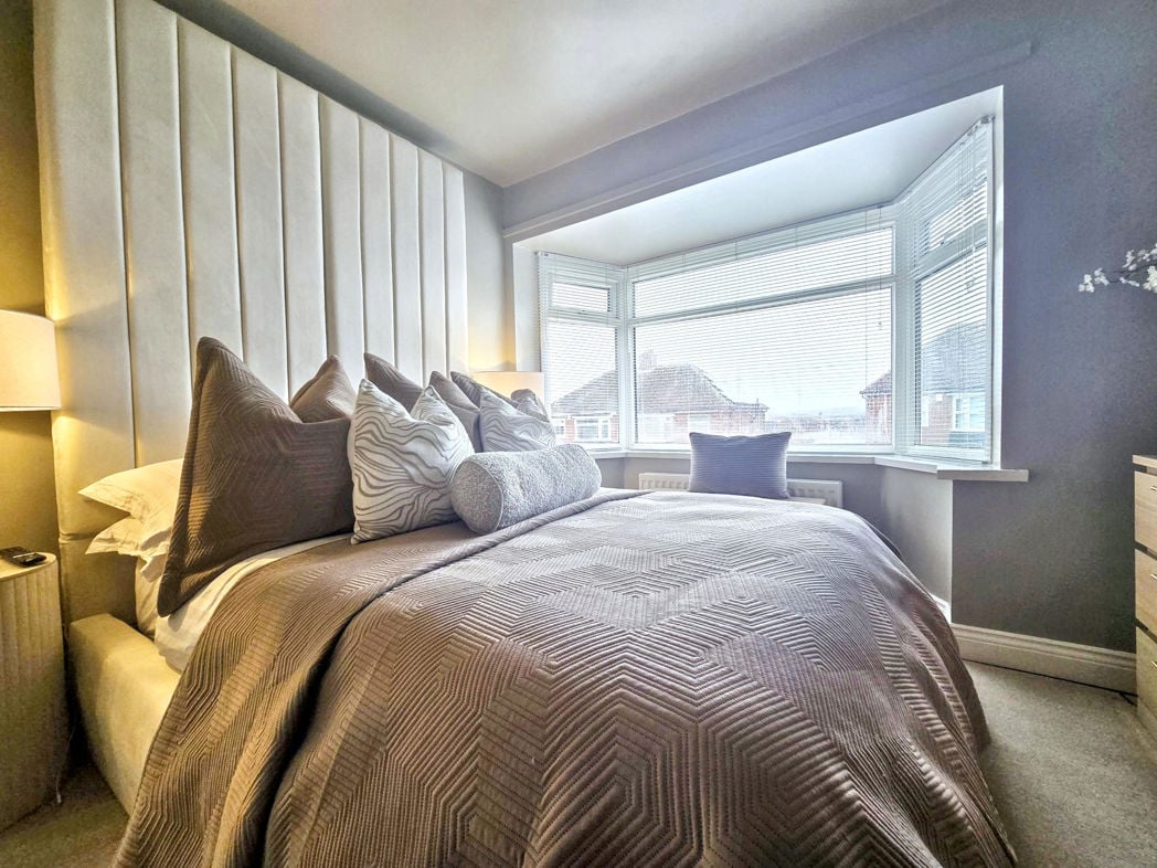 Property image 12 of 23
