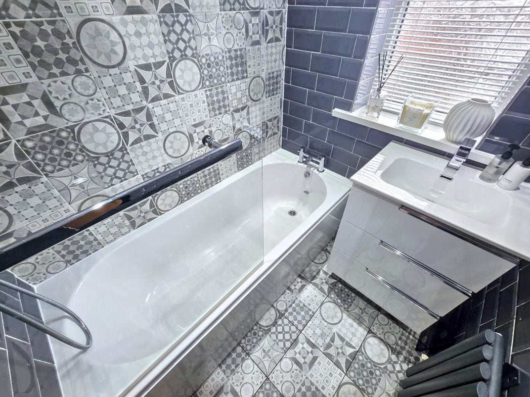 Property image 17 of 23
