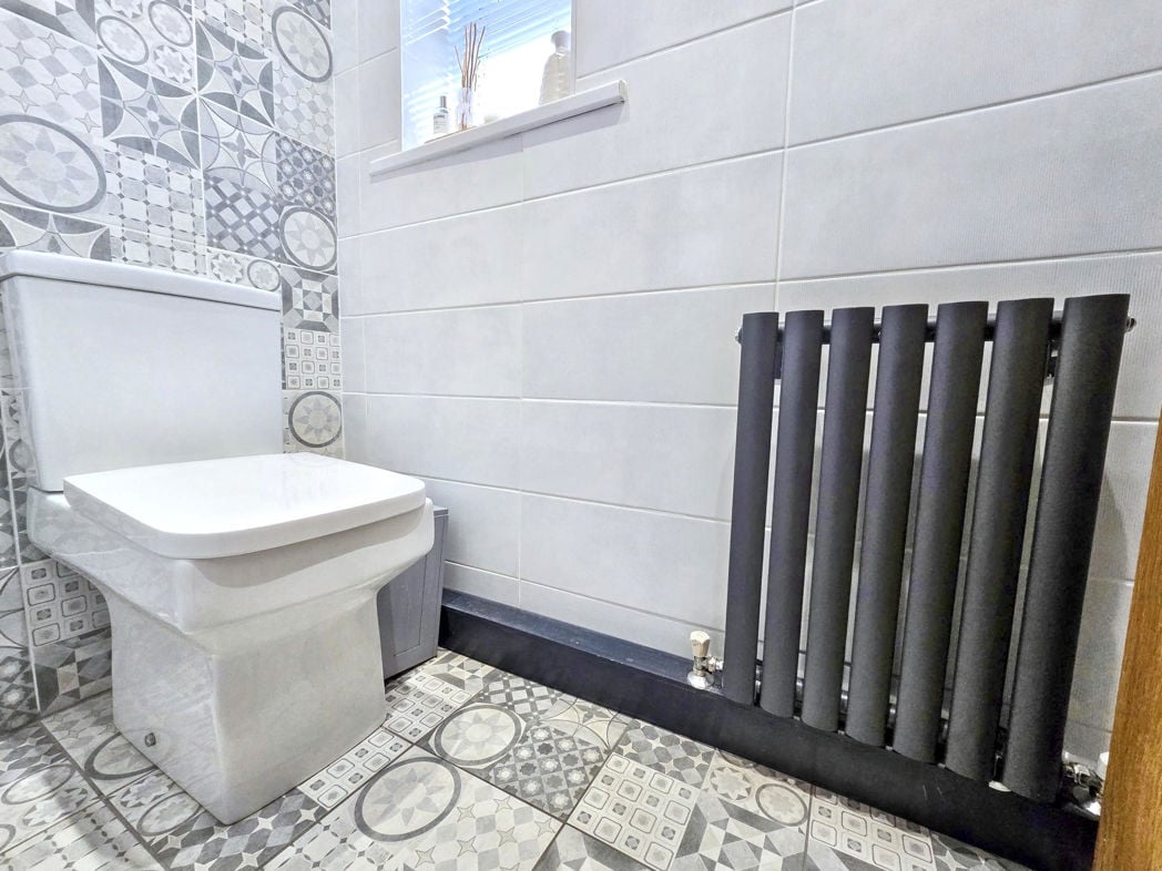 Property image 18 of 23