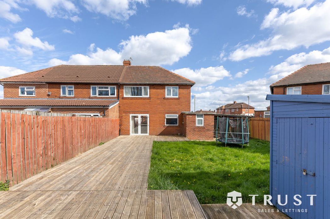 Property image 27 of 62