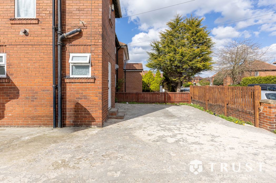Property image 60 of 62