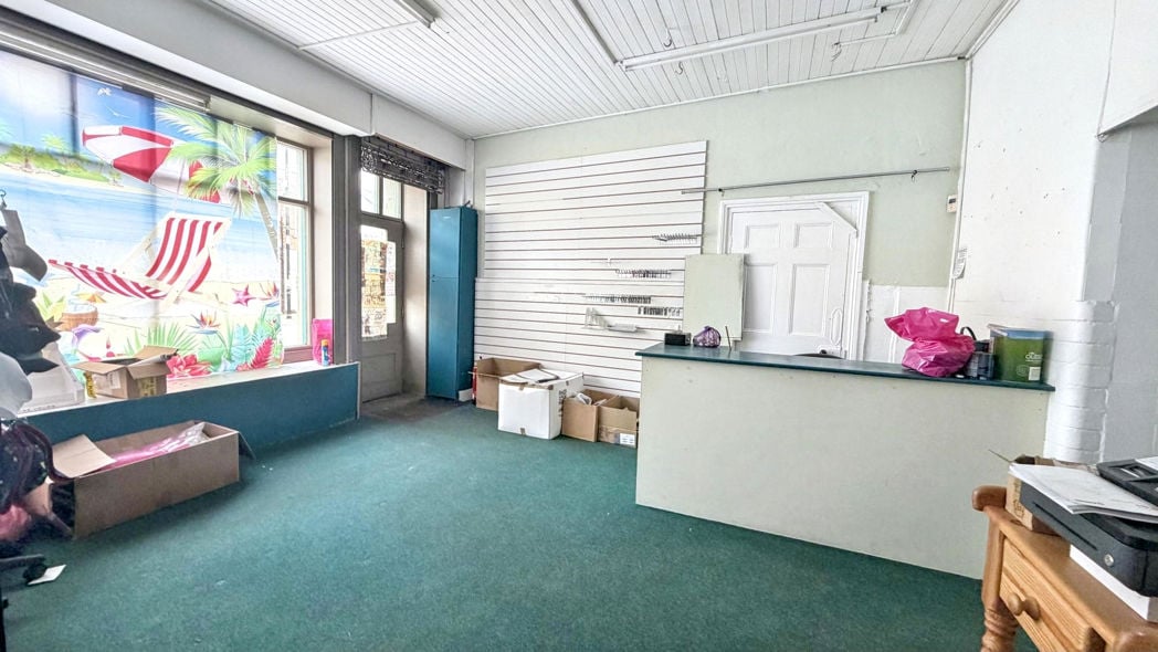 Property image 4 of 8