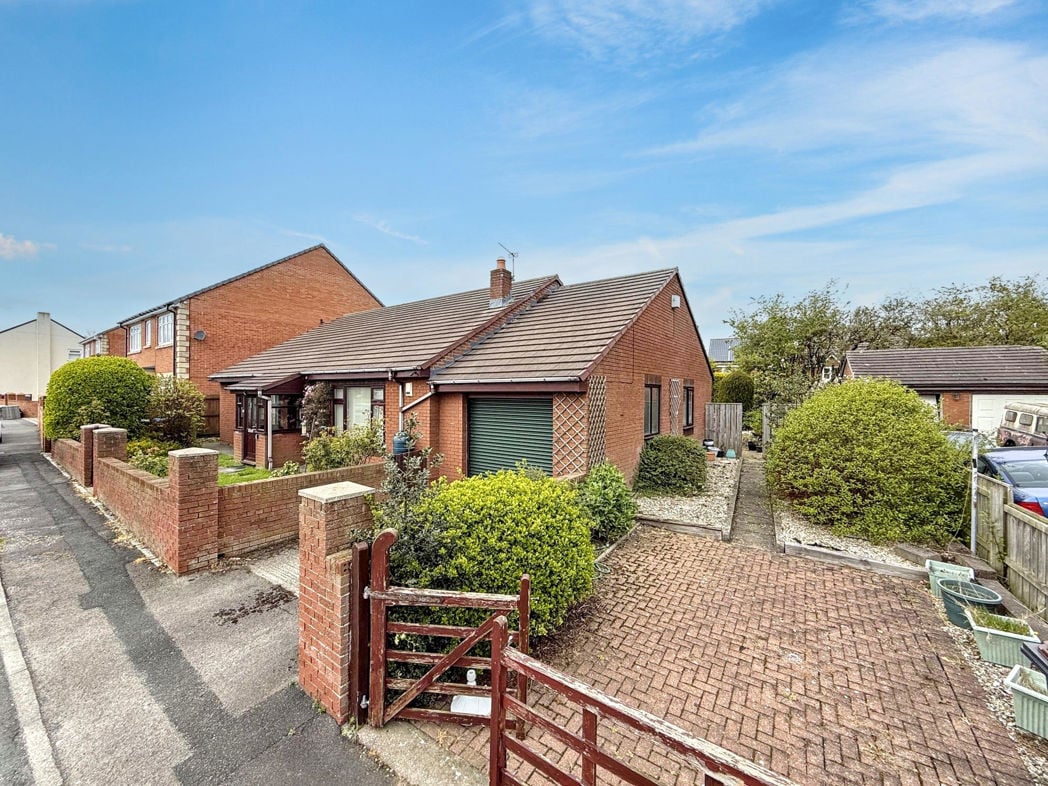 Property image 24 of 28