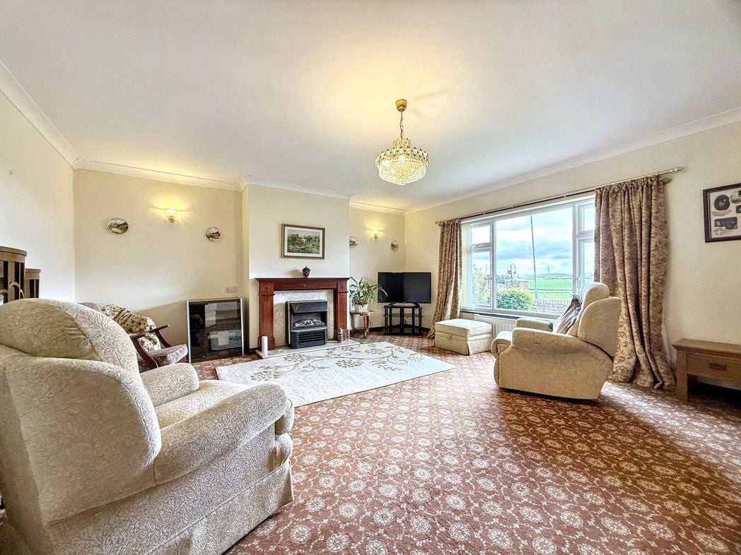 Property image 6 of 28