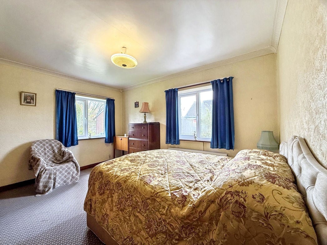 Property image 17 of 28