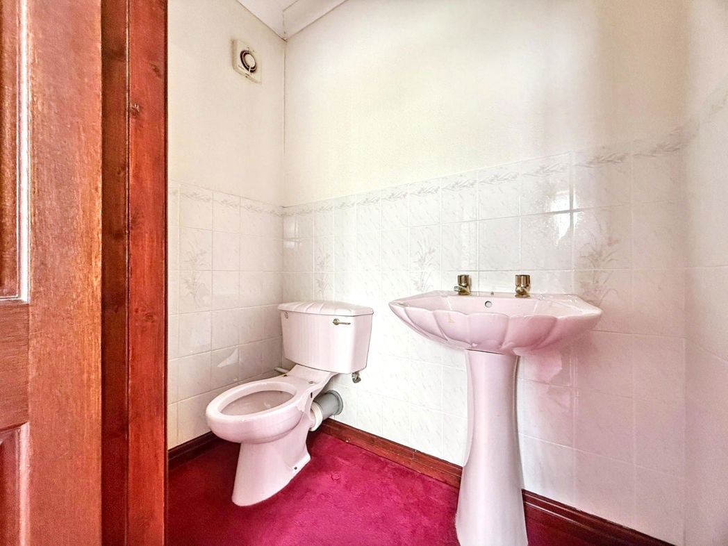 Property image 21 of 28