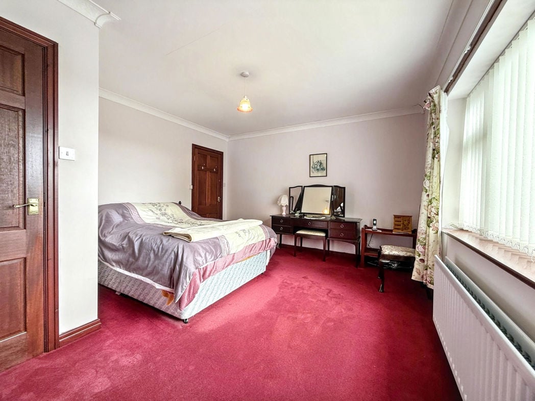 Property image 22 of 28