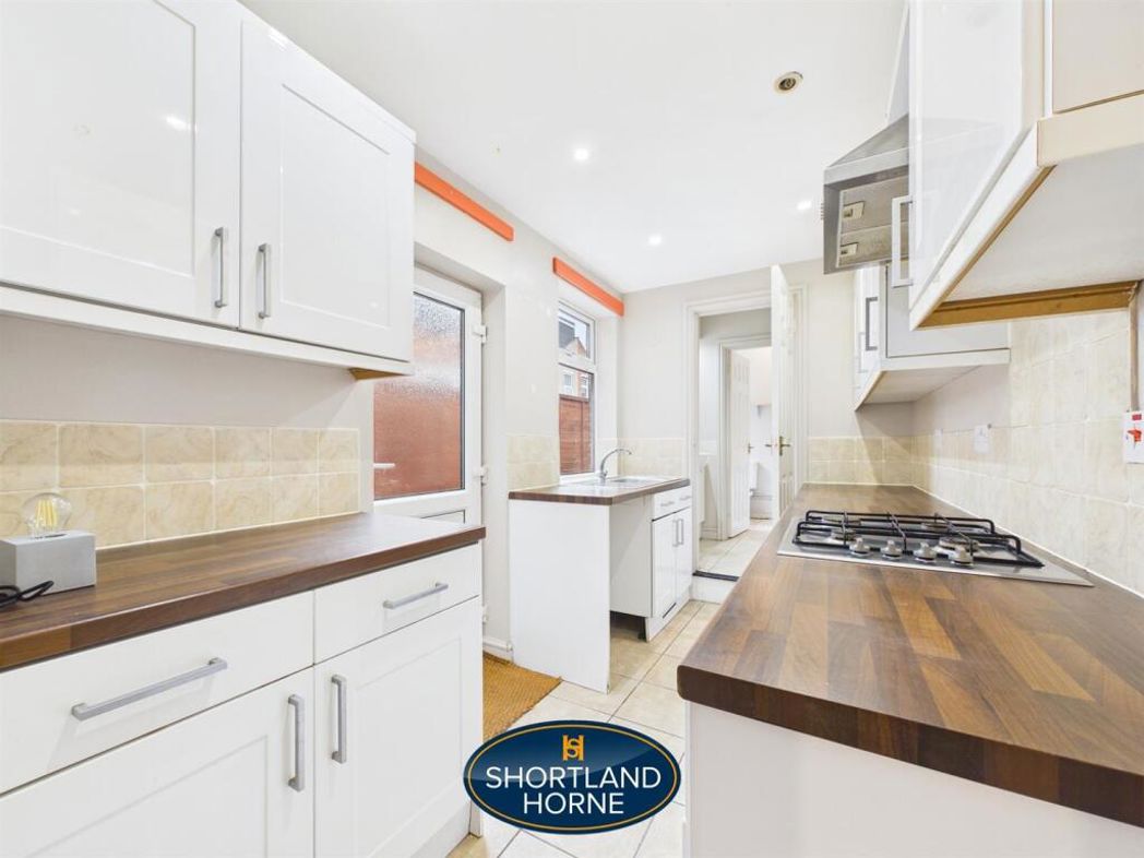 Property image 3 of 17