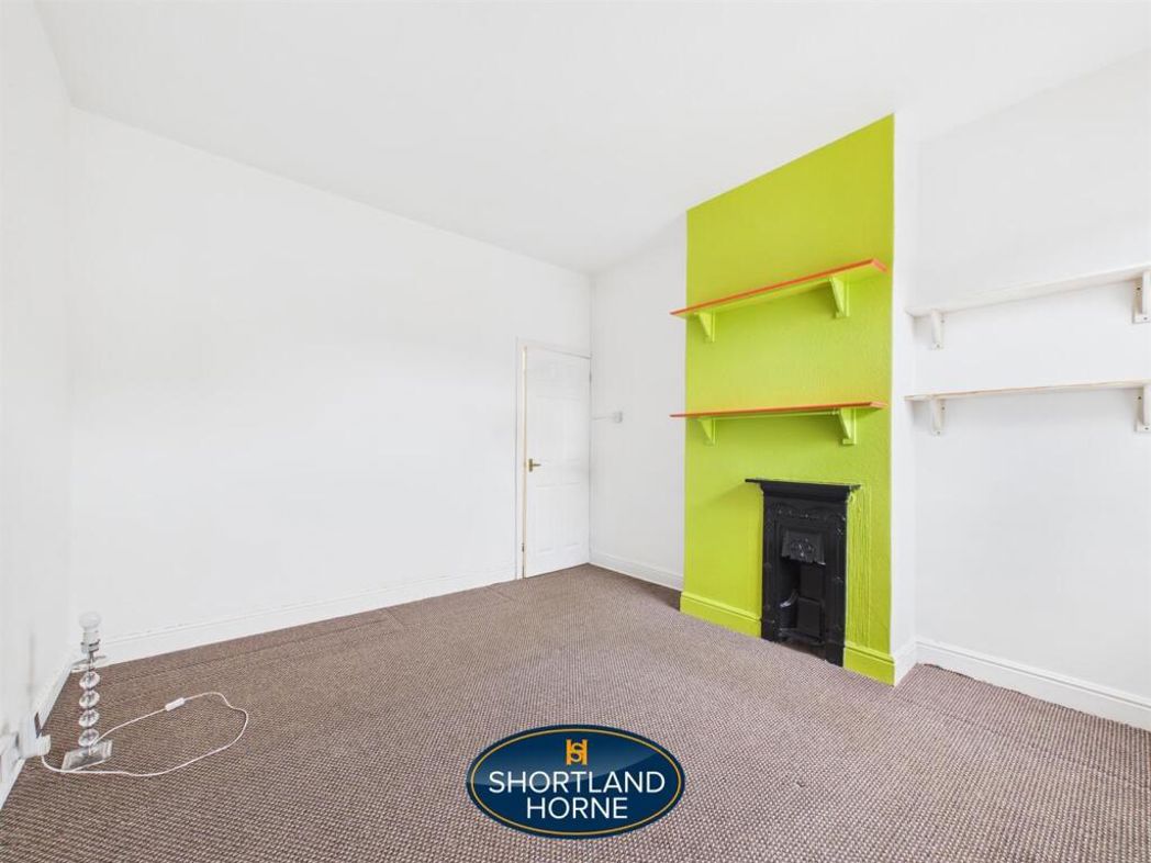 Property image 11 of 17