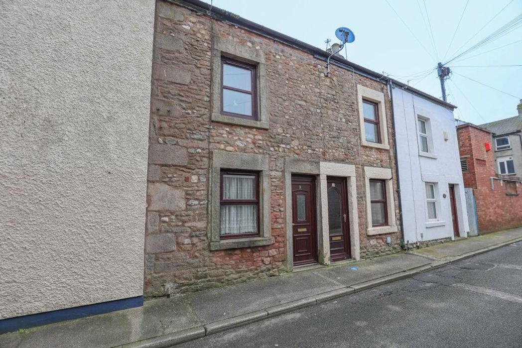Property image 1 of 8