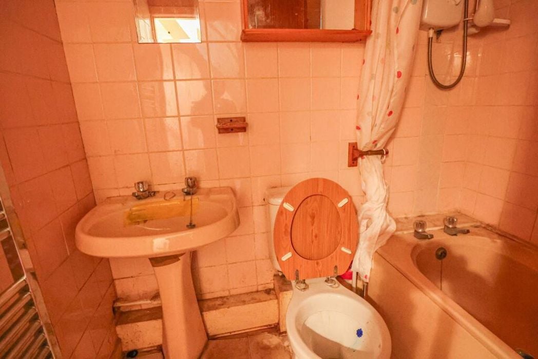 Property image 8 of 8