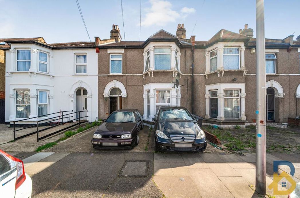 Property image 1 of 8