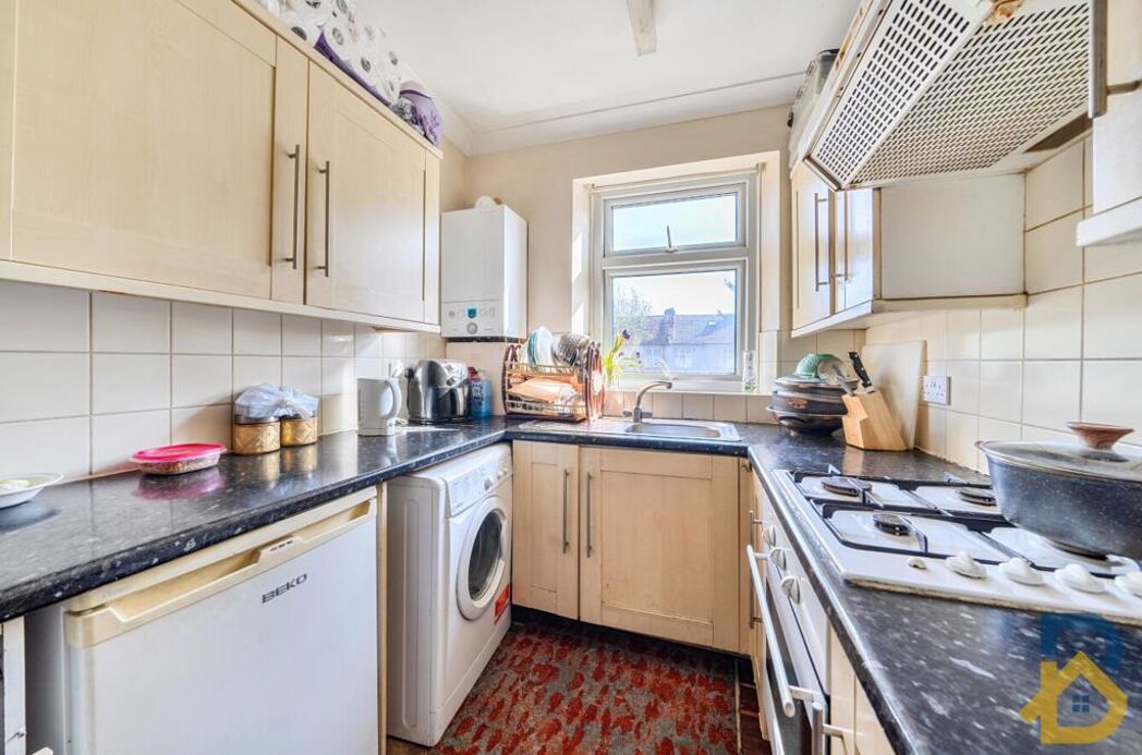 Property image 3 of 8