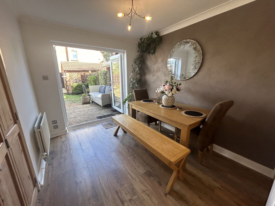 Property image 4 of 16