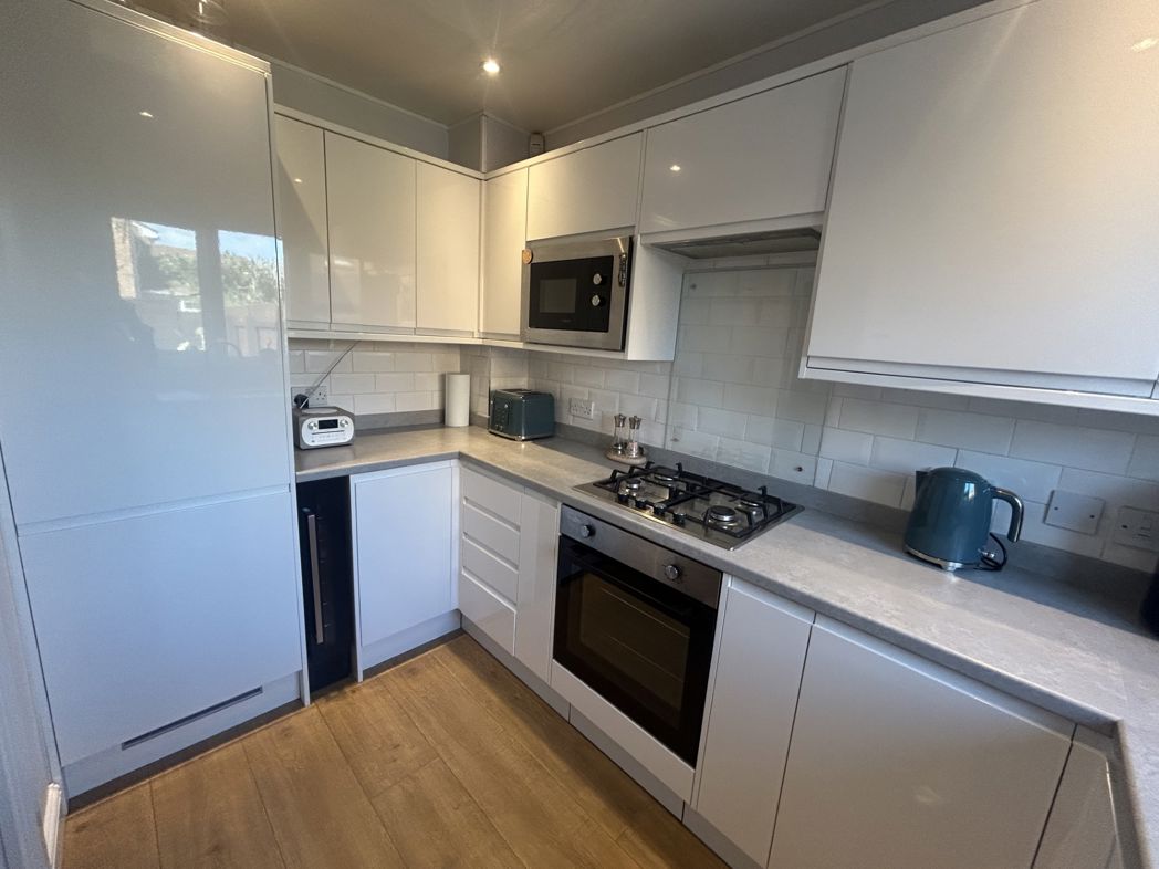 Property image 6 of 16