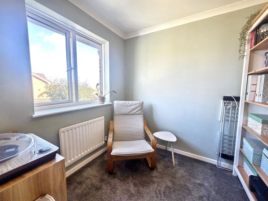 Property image 10 of 16