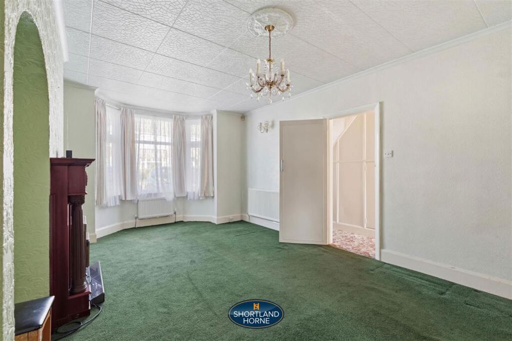Property image 11 of 19