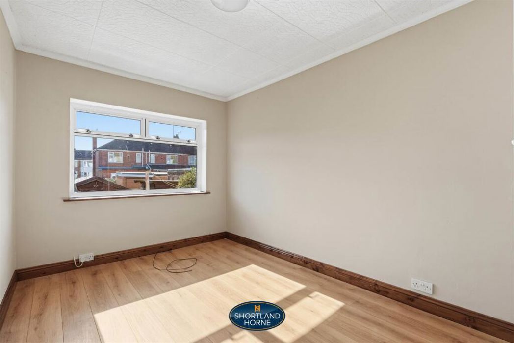 Property image 12 of 19