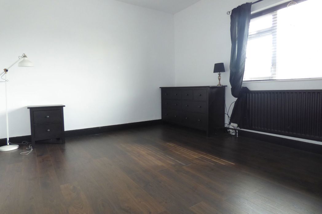 Property image 6 of 12