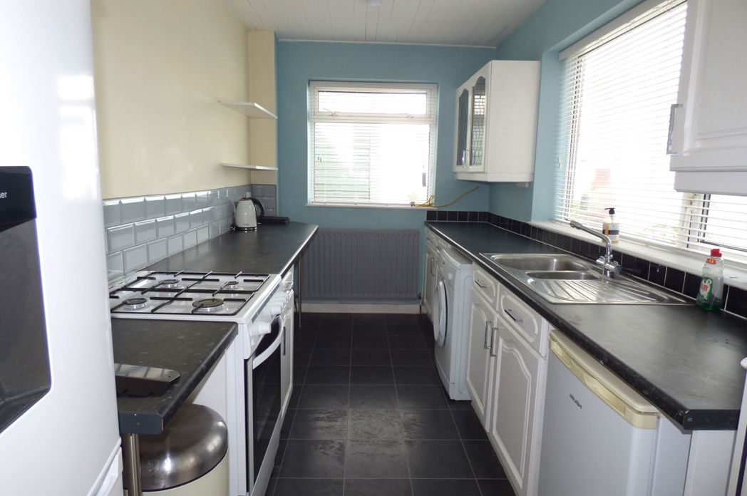 Property image 4 of 12