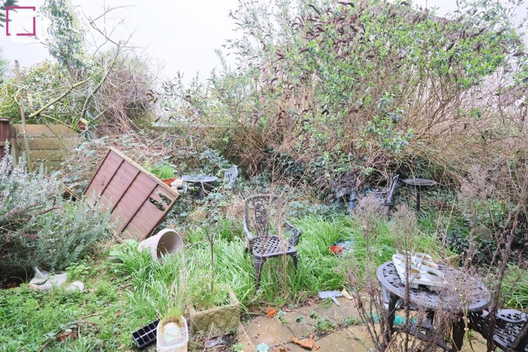 Property image 5 of 8