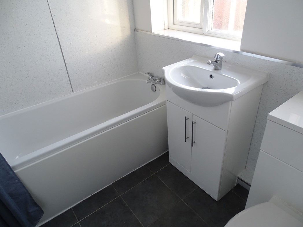 Property image 8 of 8