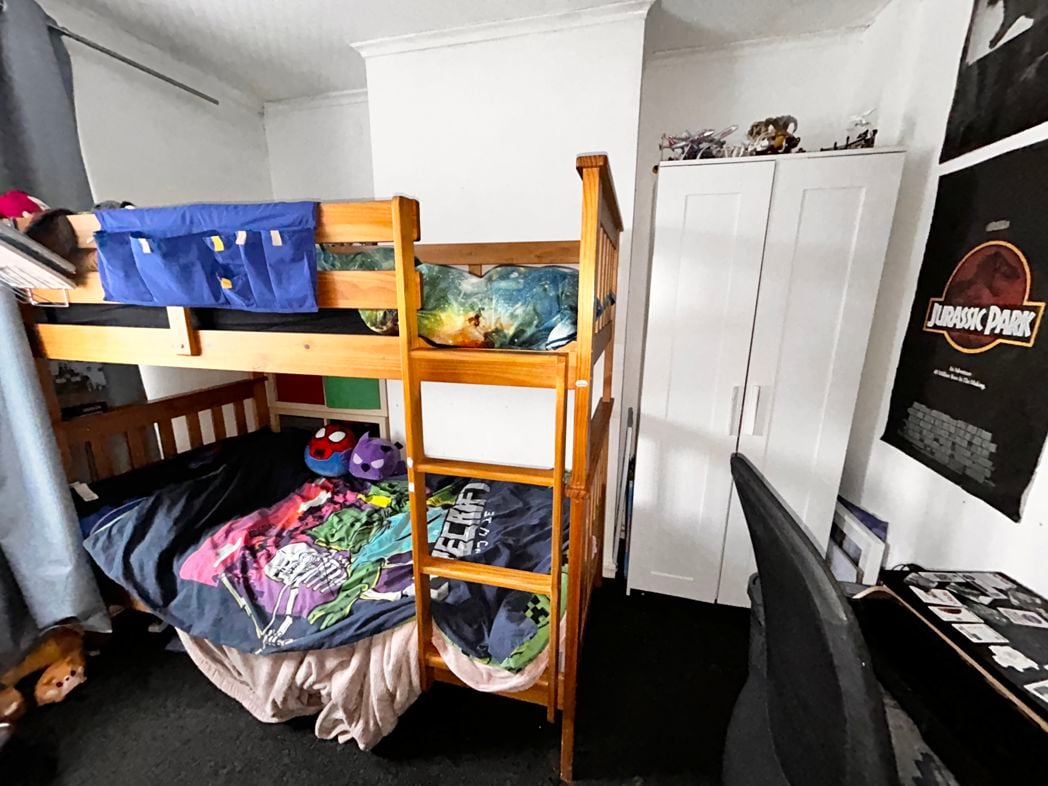 Property image 10 of 13