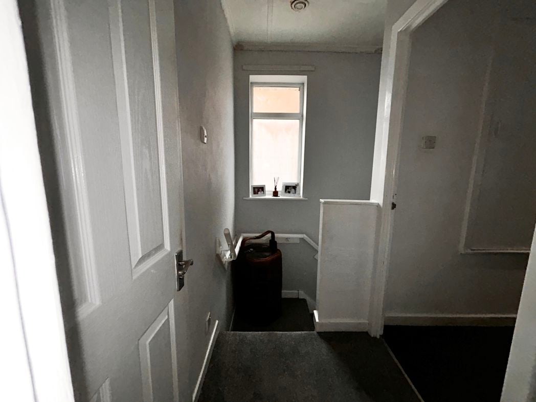 Property image 7 of 13