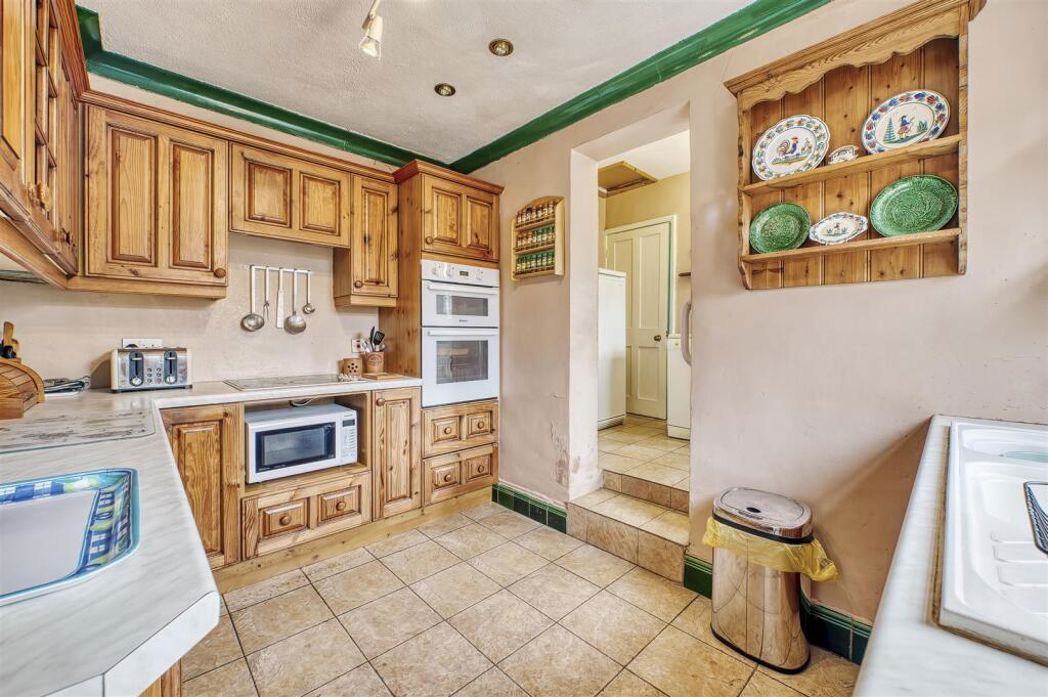 Property image 3 of 20