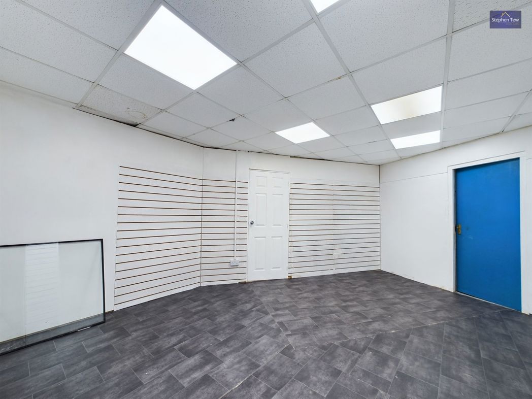 Property image 2 of 24